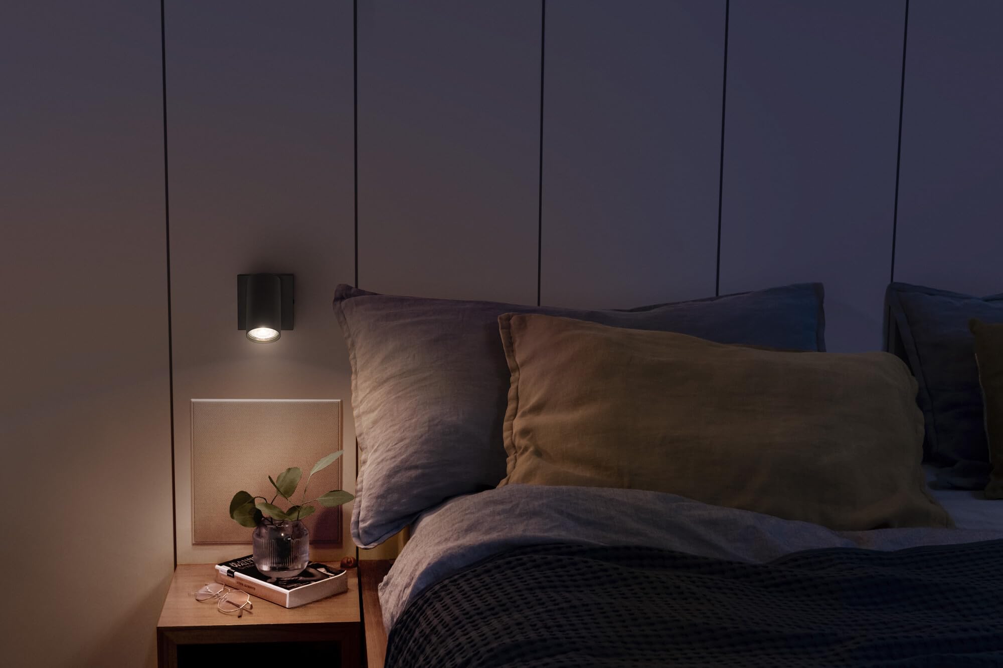 ledvance-led-spot-octagon-1x3-4w-gu10-927-noir-acier-inoxydable-spot-orientable- image 2