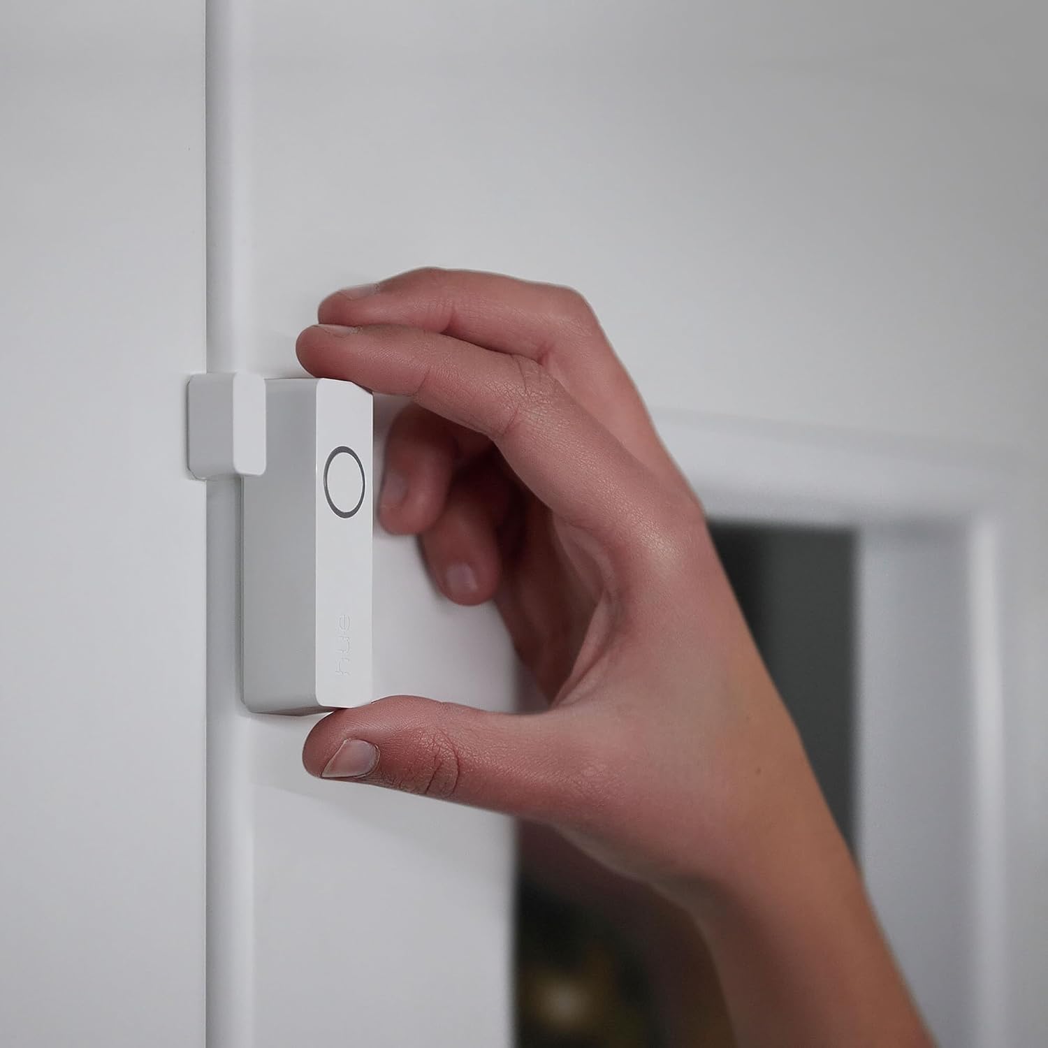 philips-hue-secure-kit-de-d-marrage-white-color-ambiance-3-capteurs-de-contact-d image 5