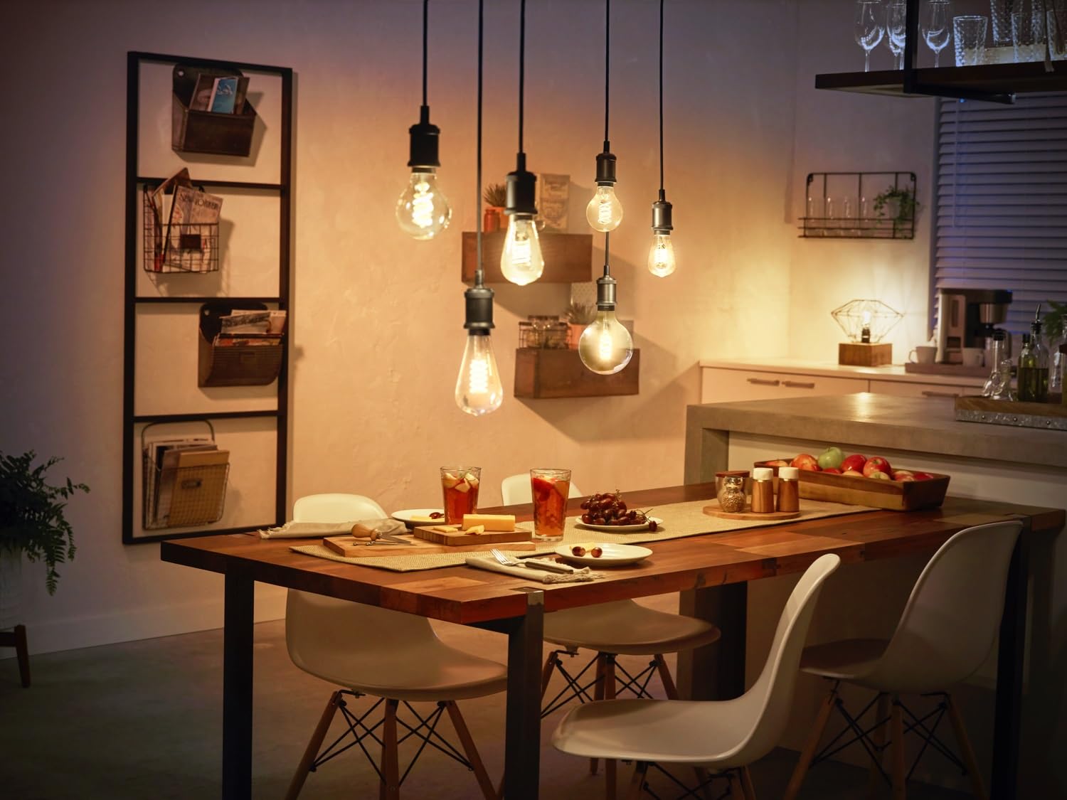 philips-hue-white-filament-ampoule-vintage-led-connect-e-e27-standard-blanc-doux image 8