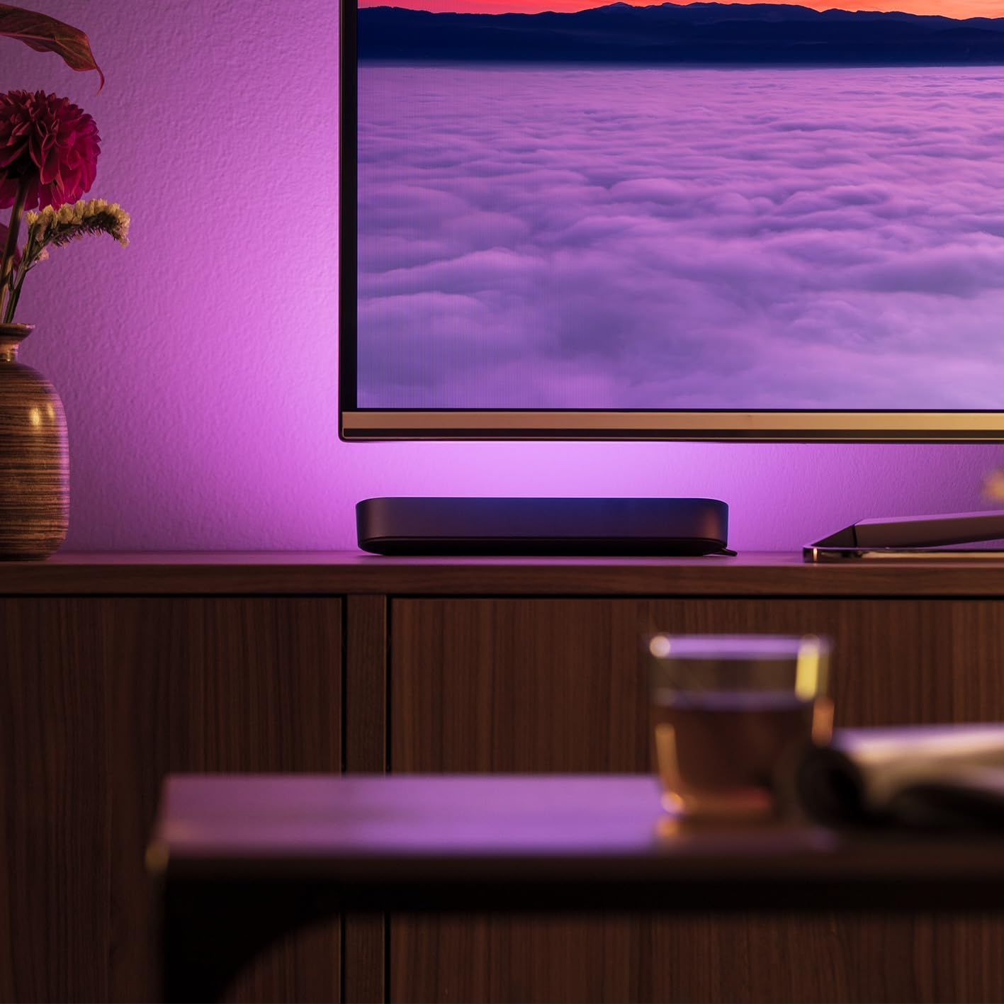 philips-hue-play-white-color-ambiance-pack-de-2-barres-lumineuses-connect-es-noi image 8