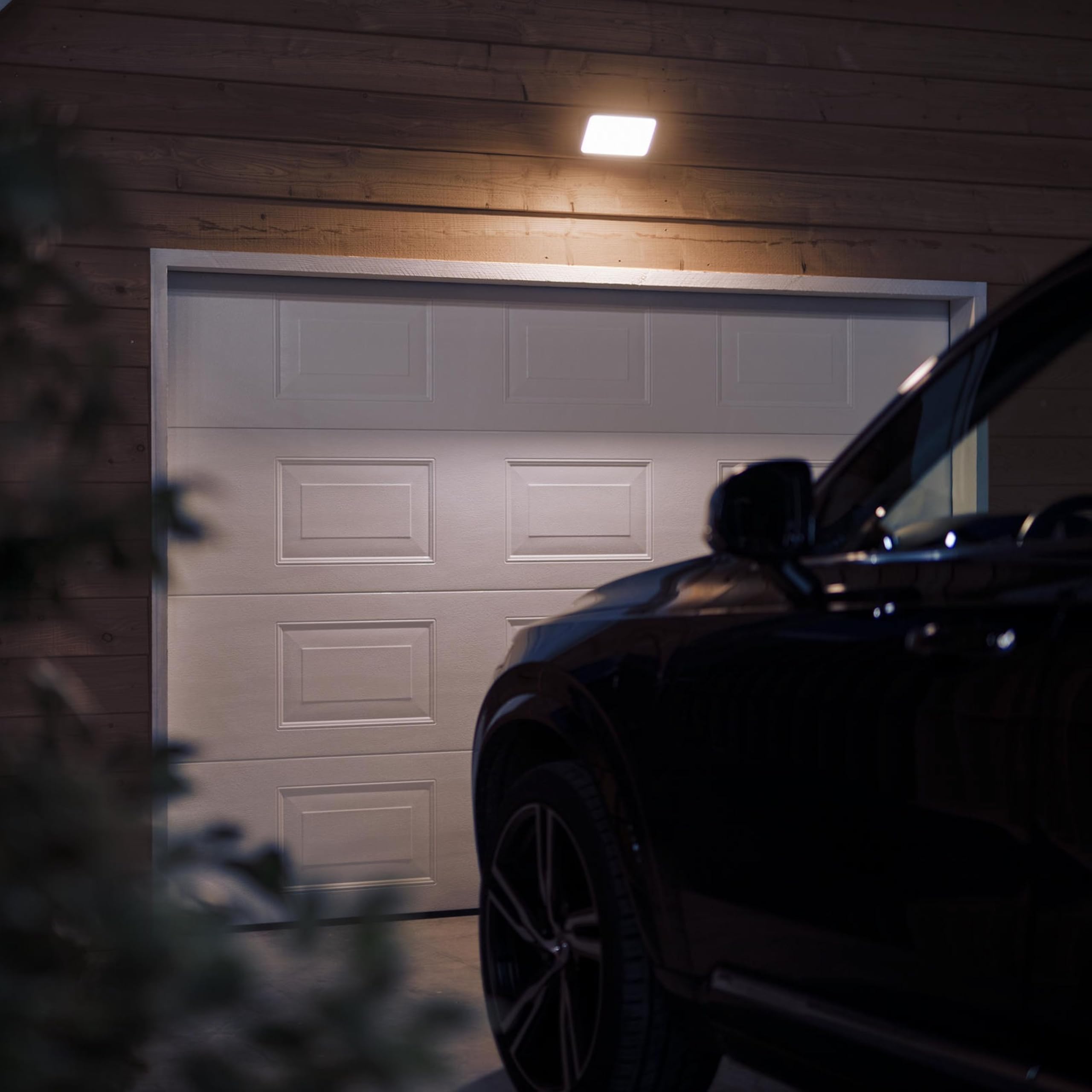 philips-hue-discover-lot-de-2-projecteurs-ext-rieurs-noirs-white-color-ambiance- image 5