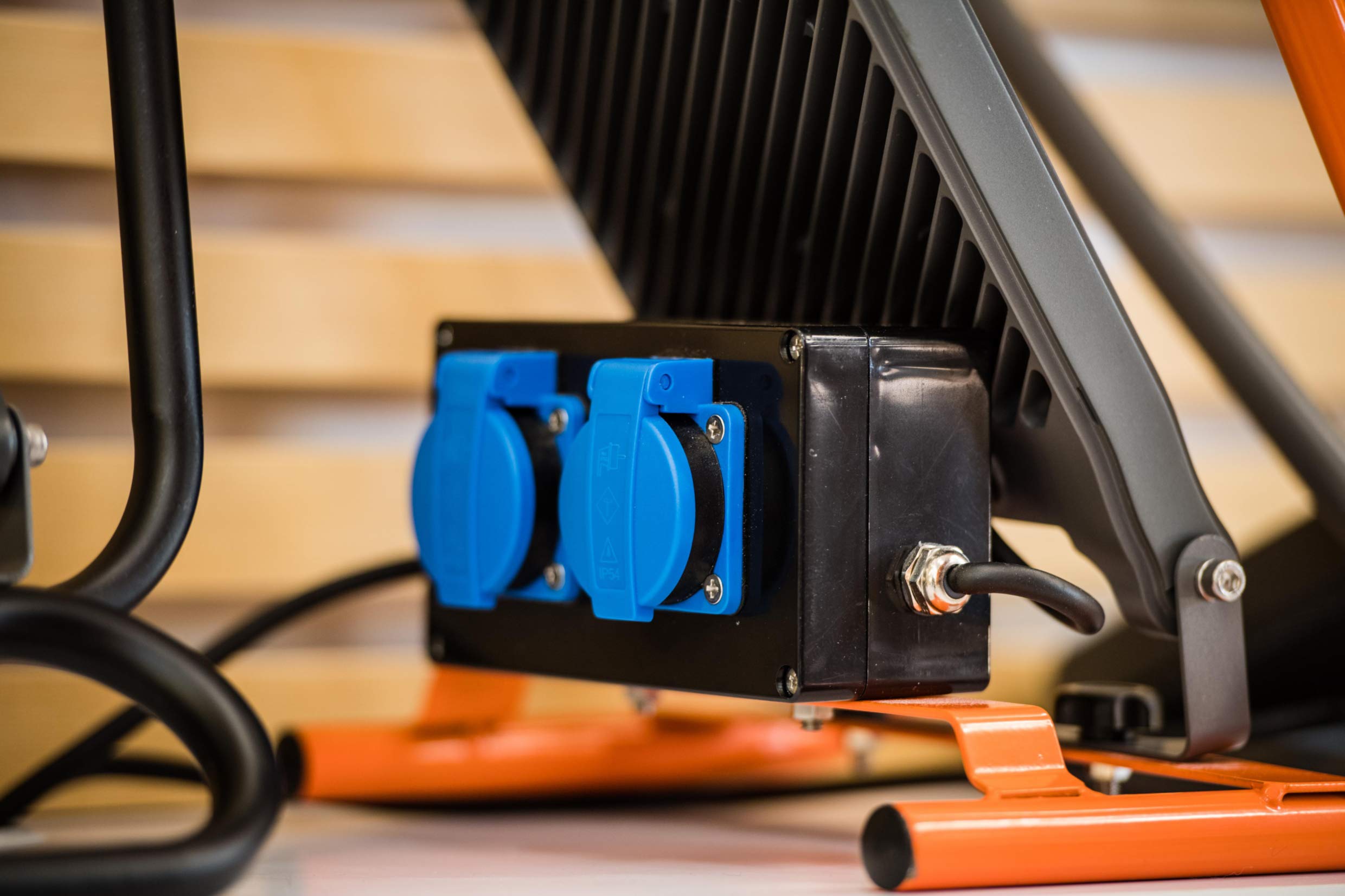 ledvance-worklight-r-stand-socket-gen-1-projecteur-led-portable-de-chantier-30-w image 2