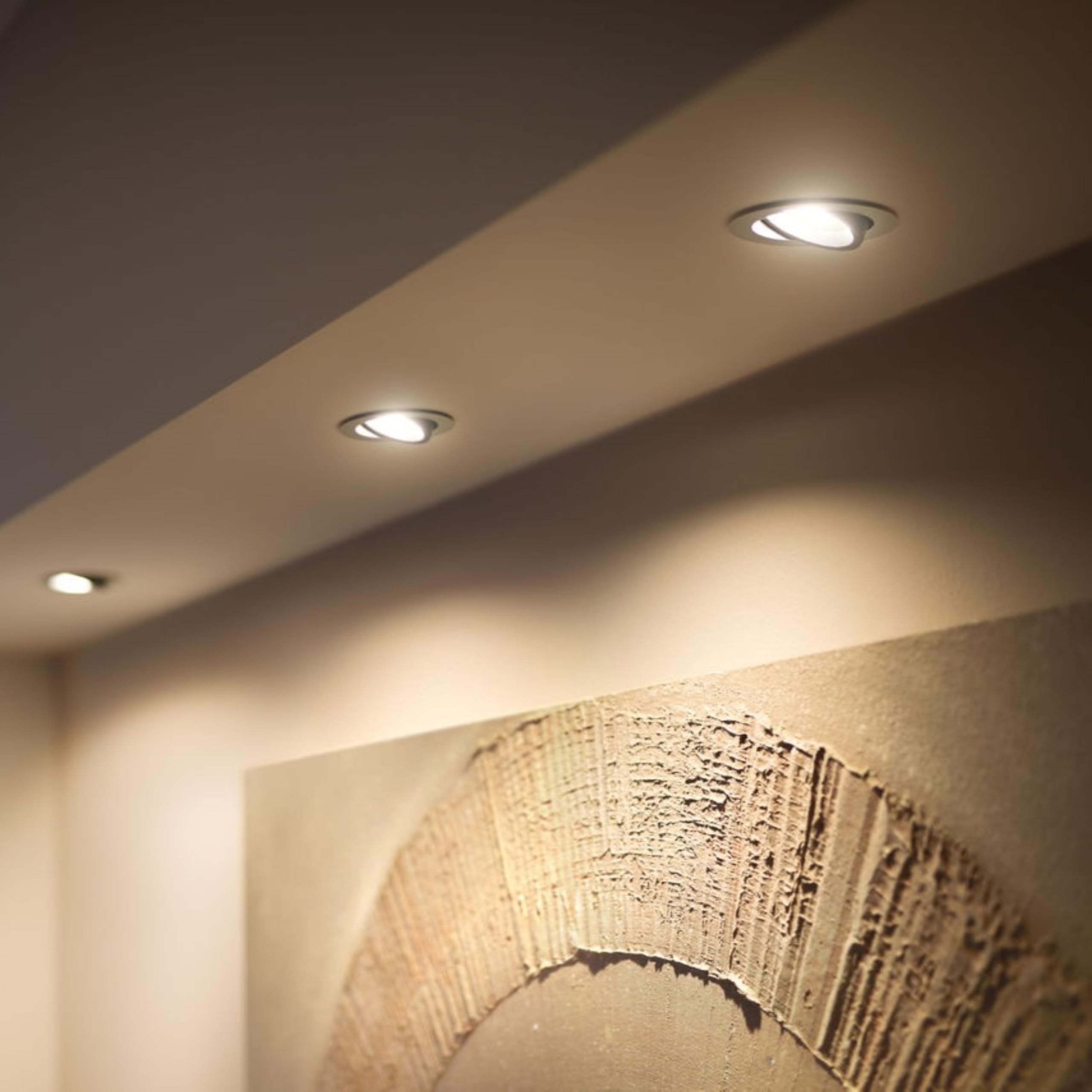 philips-hue-milliskin-spot-encastr-intelligent-rond-aluminium-gu10-5-w-dimmable- image 3