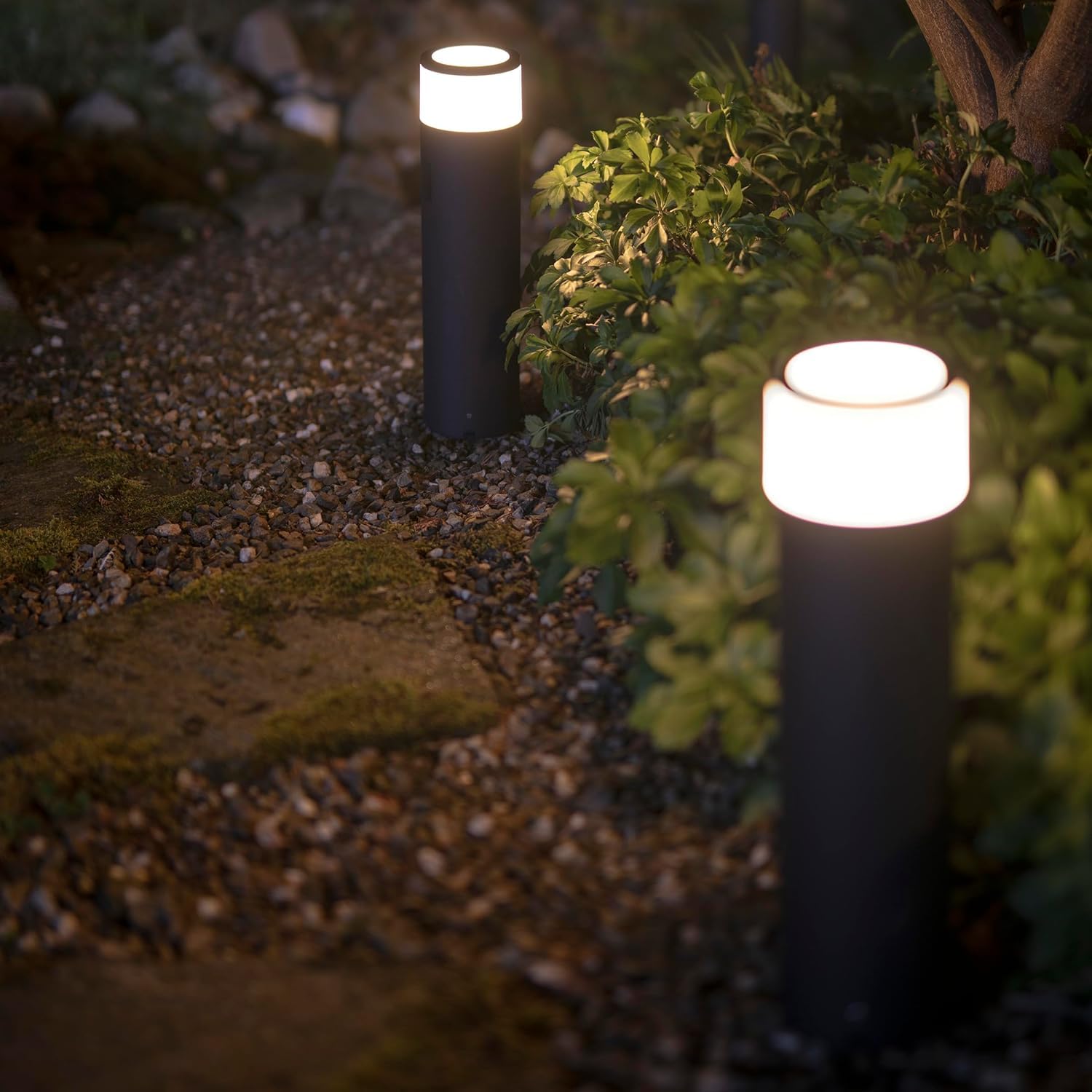 philips-hue-white-color-ambiance-calla-extension-borne-ext-rieure-aluminium-noir image 4