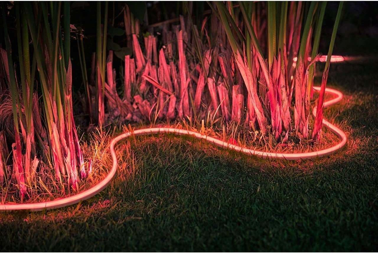 philips-hue-outdoor-lightstrip-bande-lumineuse-ext-rieure-5-m-avec-capteur-ext-r image 5