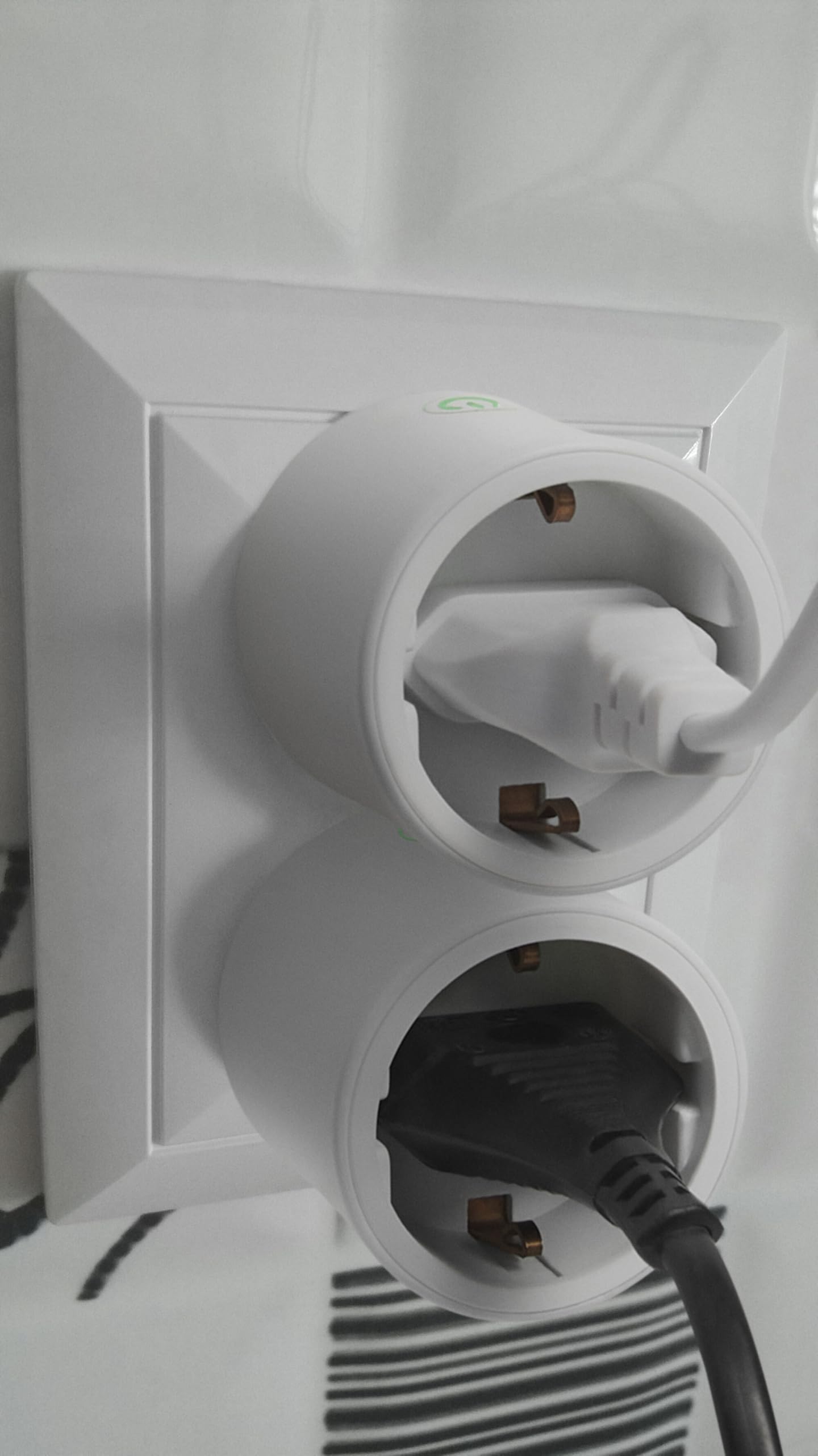 ledvance-smart-indoor-plug-prise-intelligente-matter-over-wifi-2300-w-10-a-compt image 2