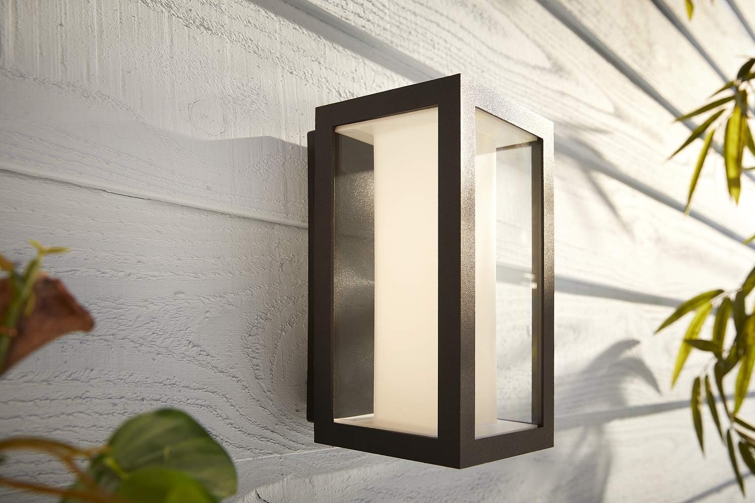 philips-hue-white-color-ambiance-impress-applique-murale-ext-rieure-led-connect- image 2