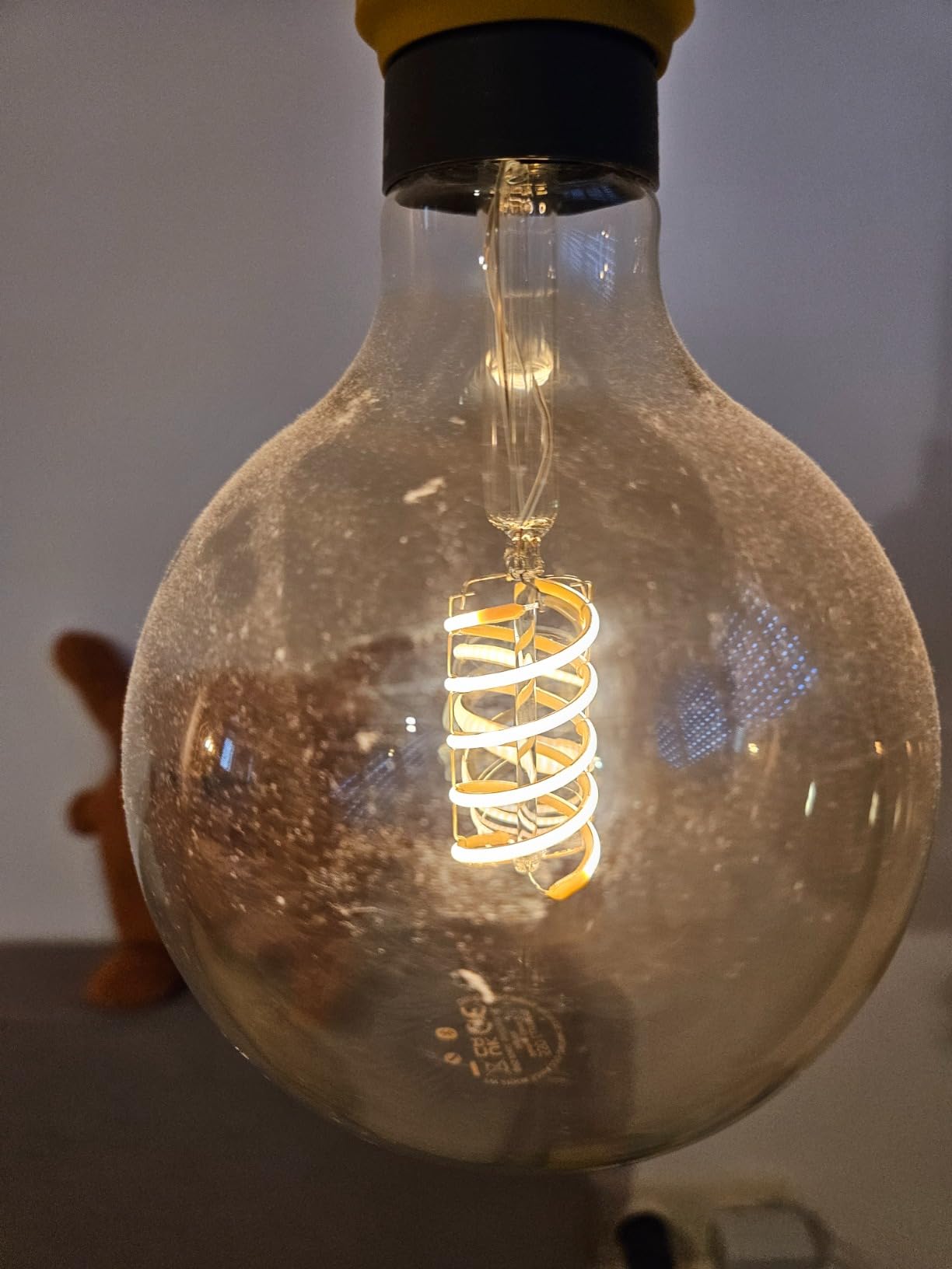 Magnifique globe filament