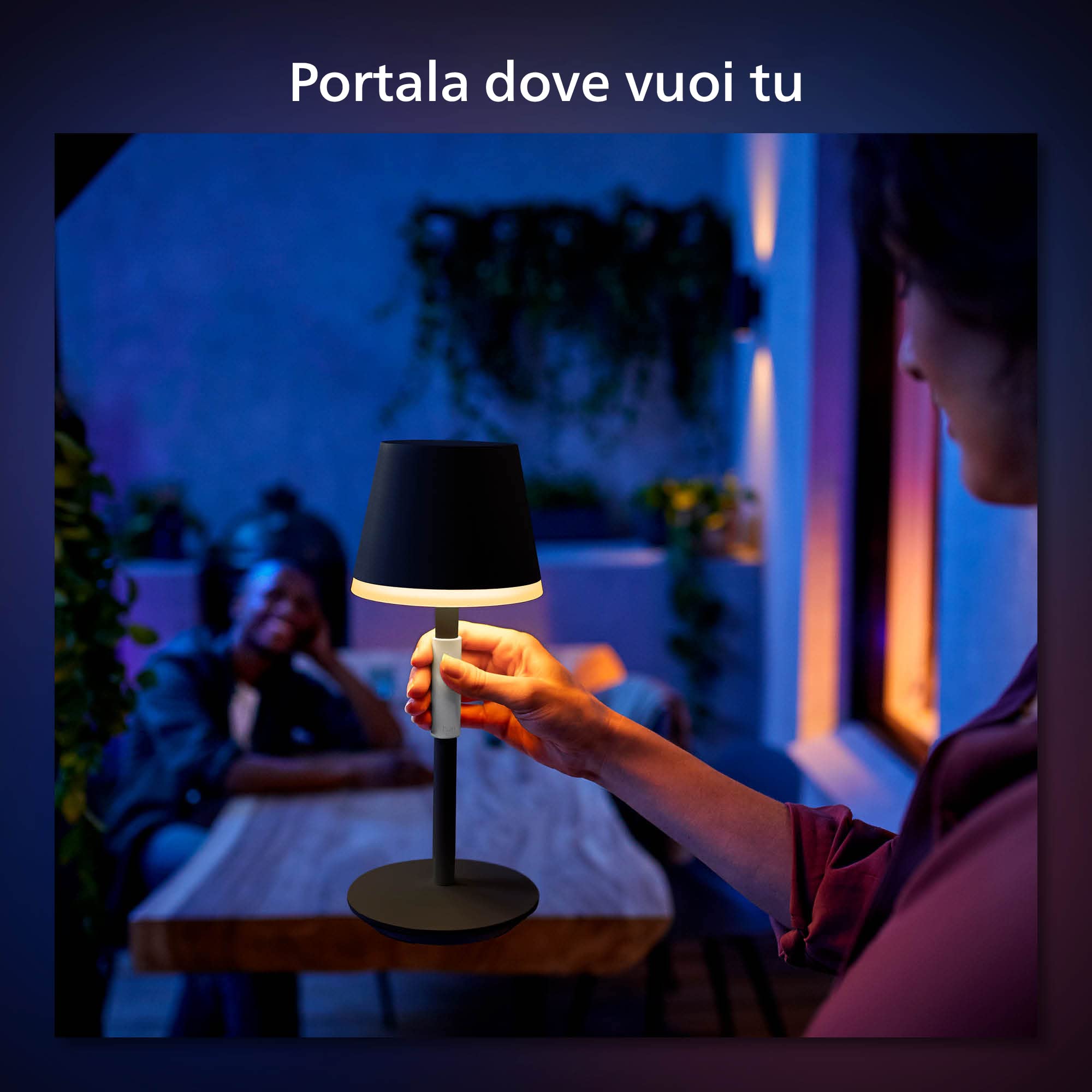 philips-hue-go-portable-white-color-ambiance-noir-lampe-poser-connect-e-370-lm-1 image 2