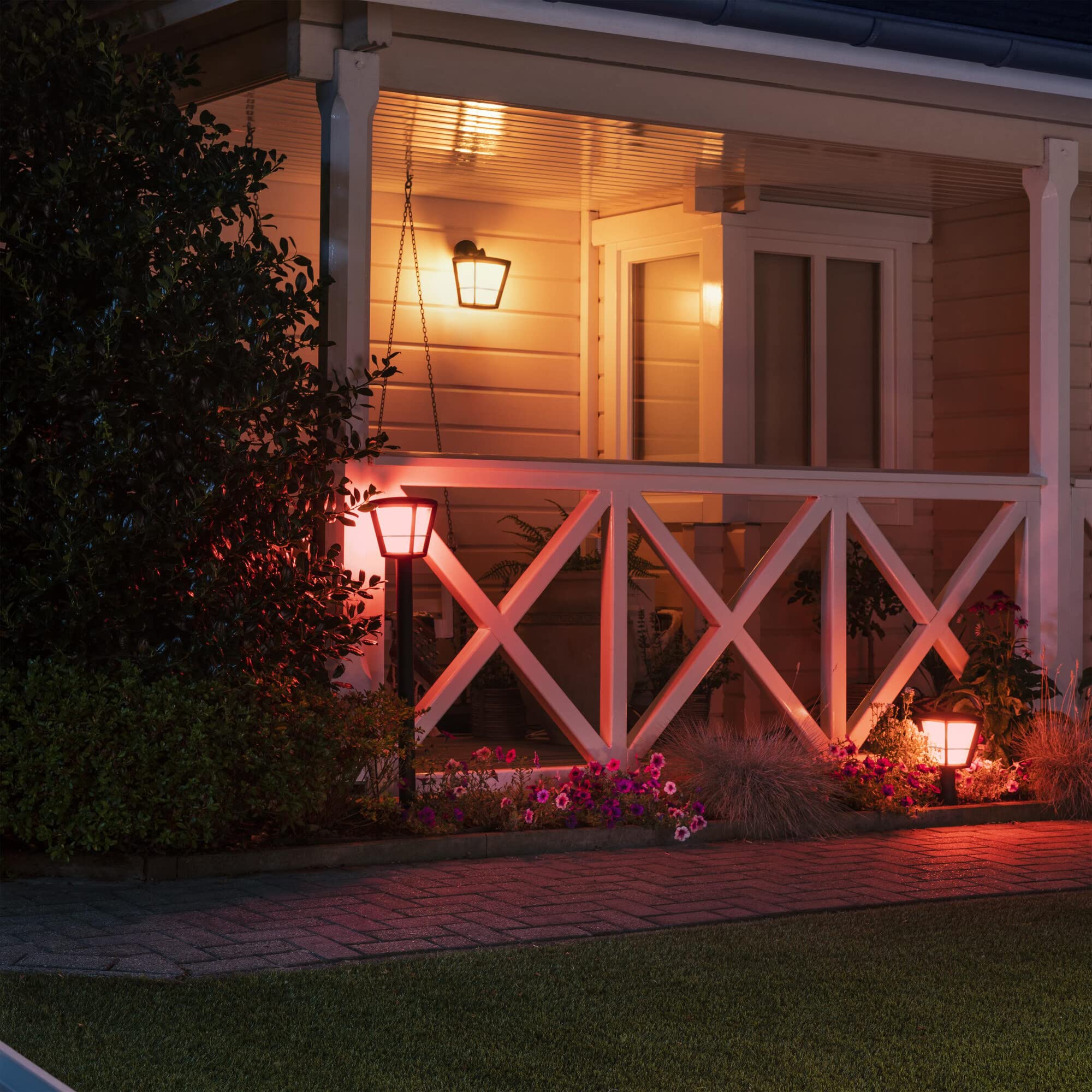 philips-hue-white-color-ambiance-econic-potelet-ext-rieur-connect-noir-aluminium image 6