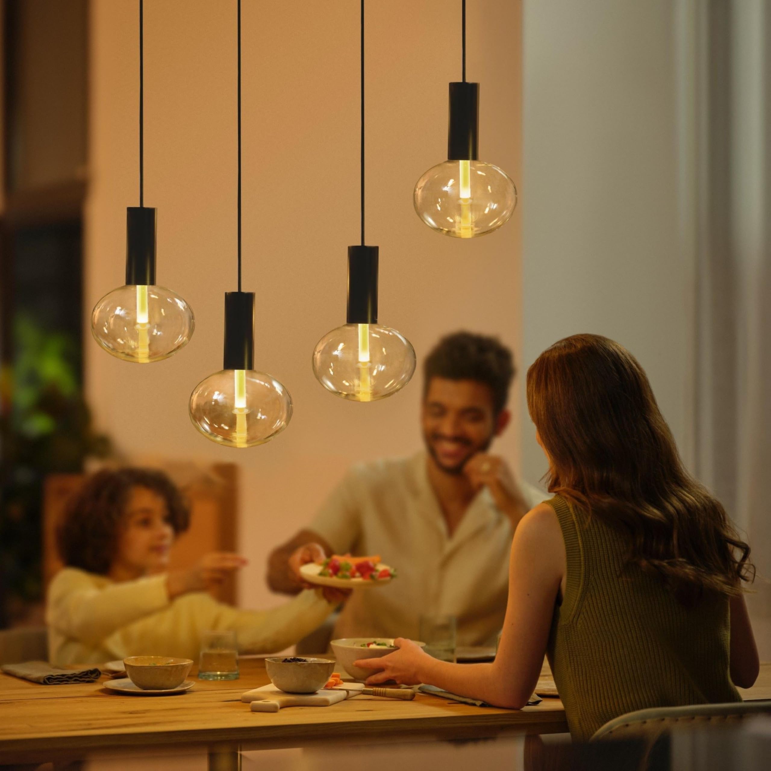 philips-hue-white-and-color-ambiance-lightguide-ampoule-d-co-ellipse-e27-verre-r image 4