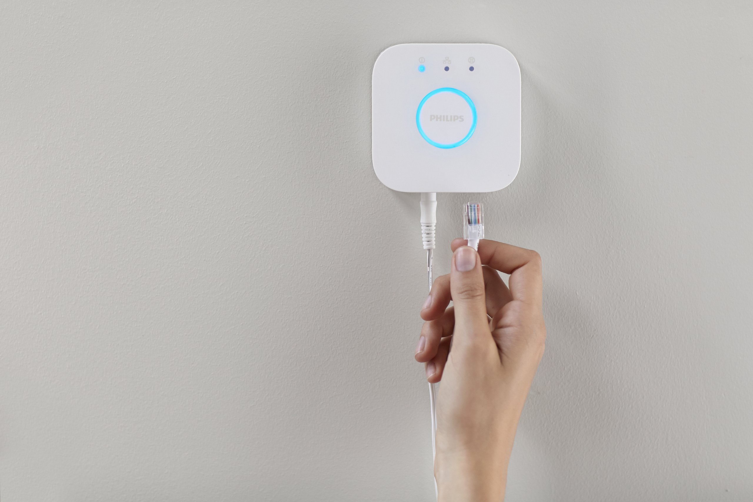 philips-hue-white-and-color-ambiance-kit-de-d-marrage-intelligent-avec-3-ampoule image 3