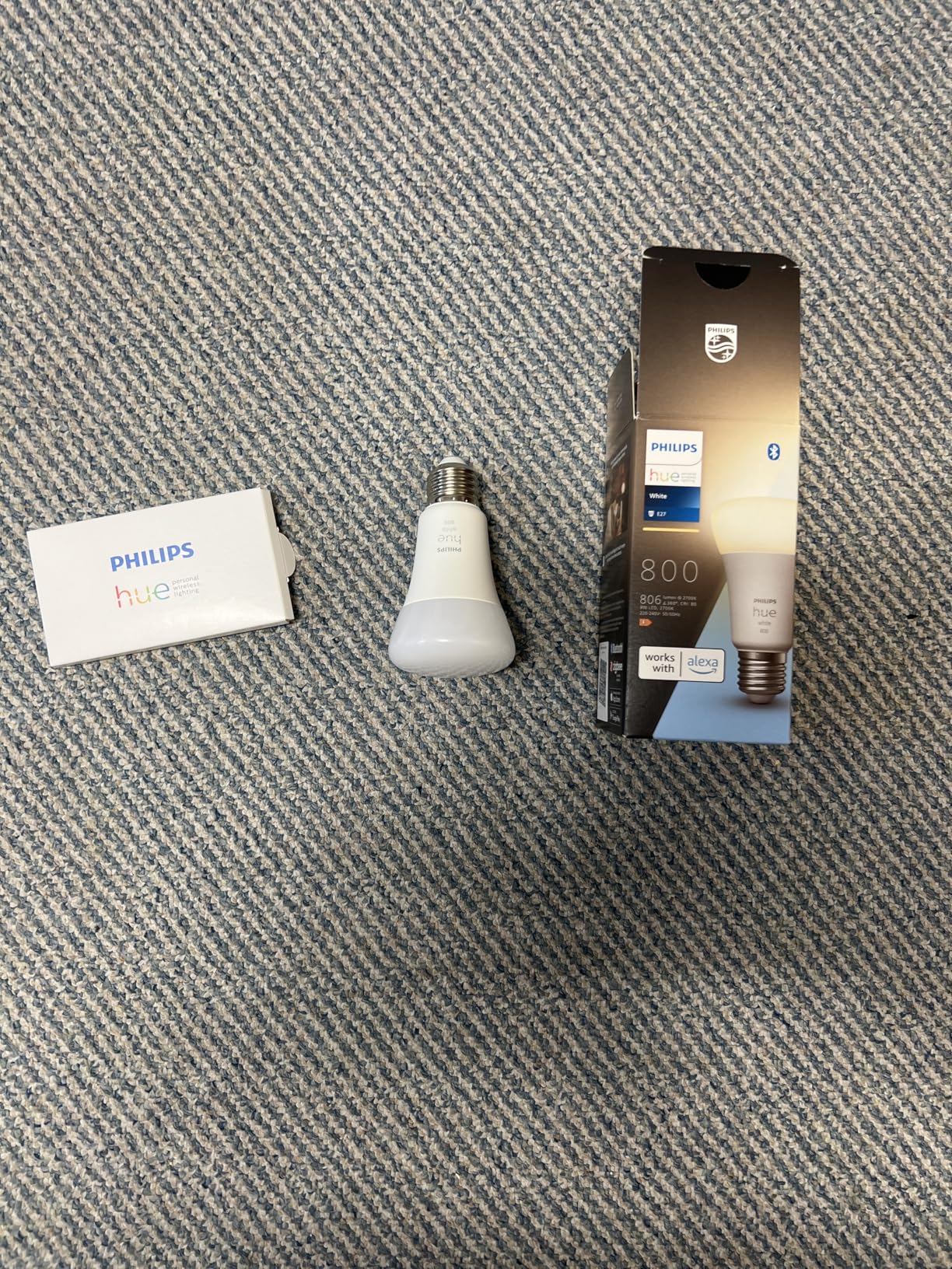 Remplace ma vieille ampoule du couloir